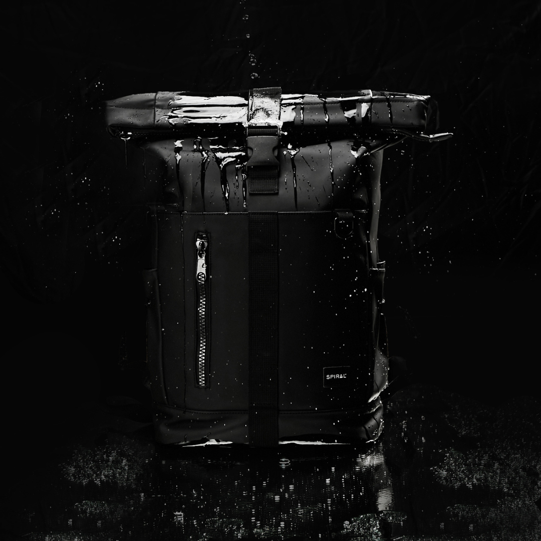 Black 30L Transporter Deluxe Backpack