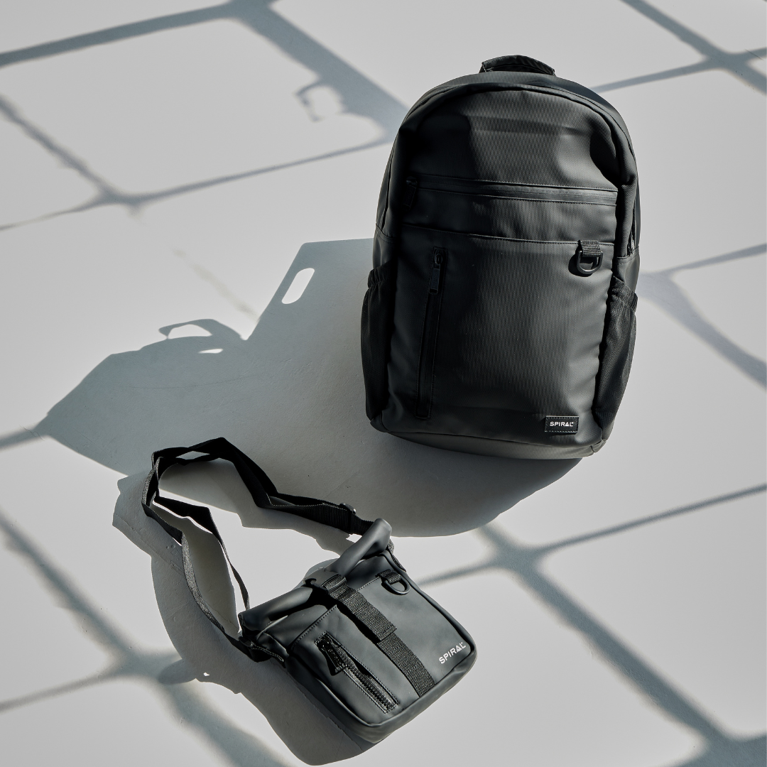 Black 25L Commuter Backpack