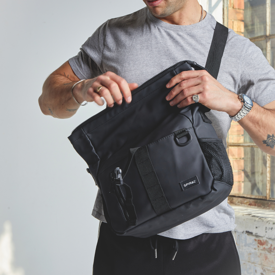 Black Transporter Deluxe Messenger Bag - PRE ORDER 03/12/25