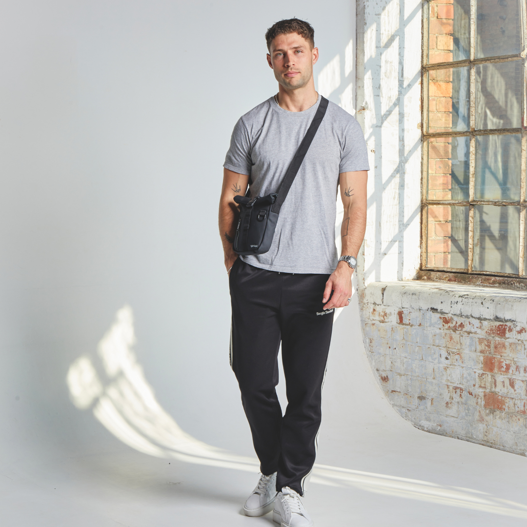 Black Transporter Deluxe Shoulder Bag - PRE ORDER 03/12/25