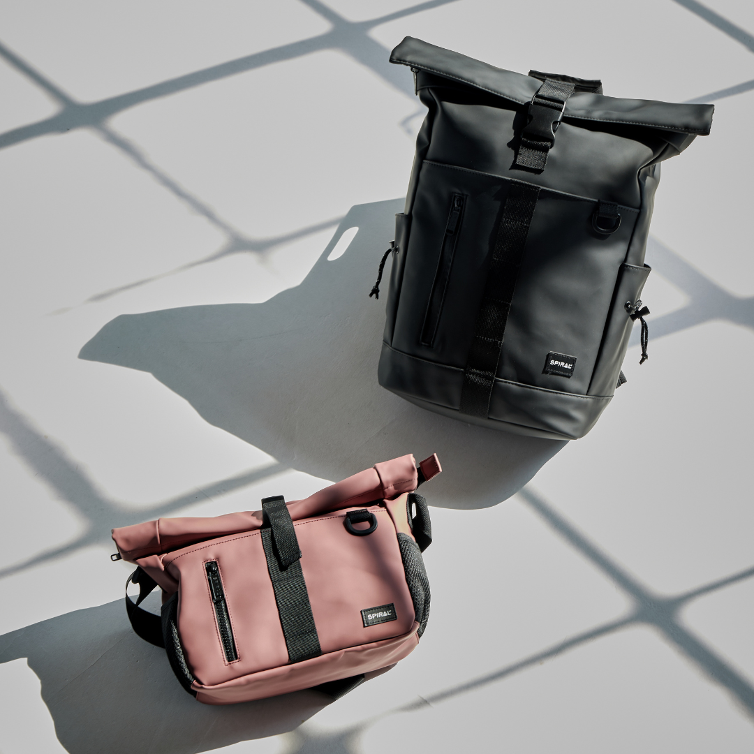 Burgundy Transporter Deluxe Messenger Bag