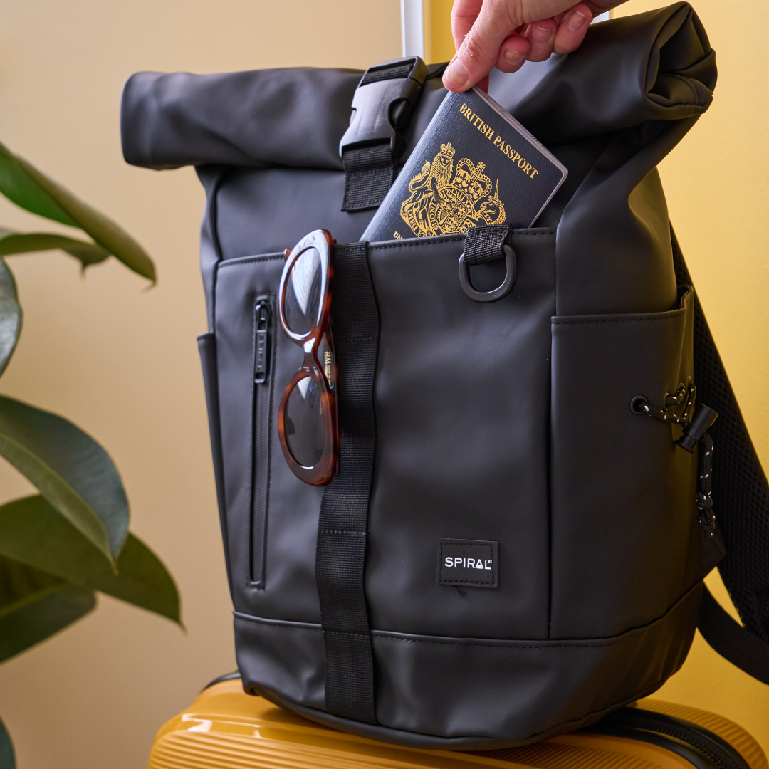 Black Traveller Deluxe Cabin Backpack - PRE ORDER 09/06