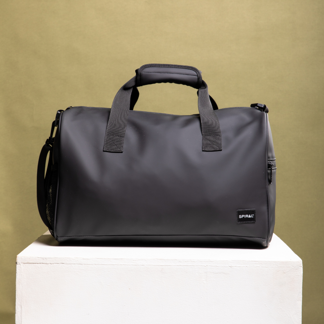 Black 21L Weekender Duffel