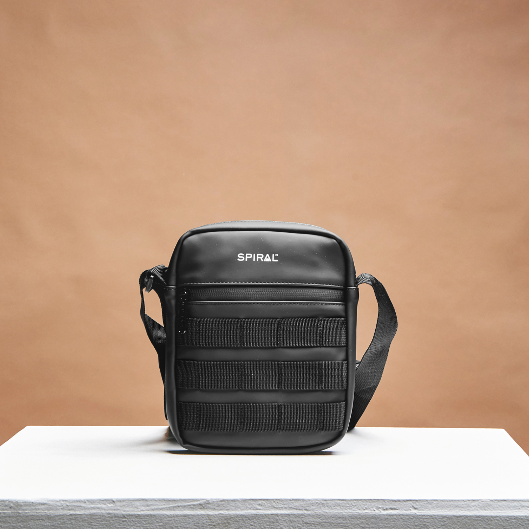 Black Scout Shoulder Bag
