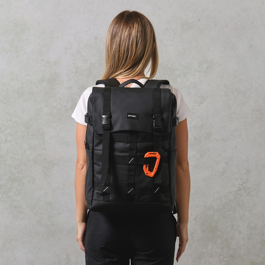 Black 27L Explorer Deluxe Backpack