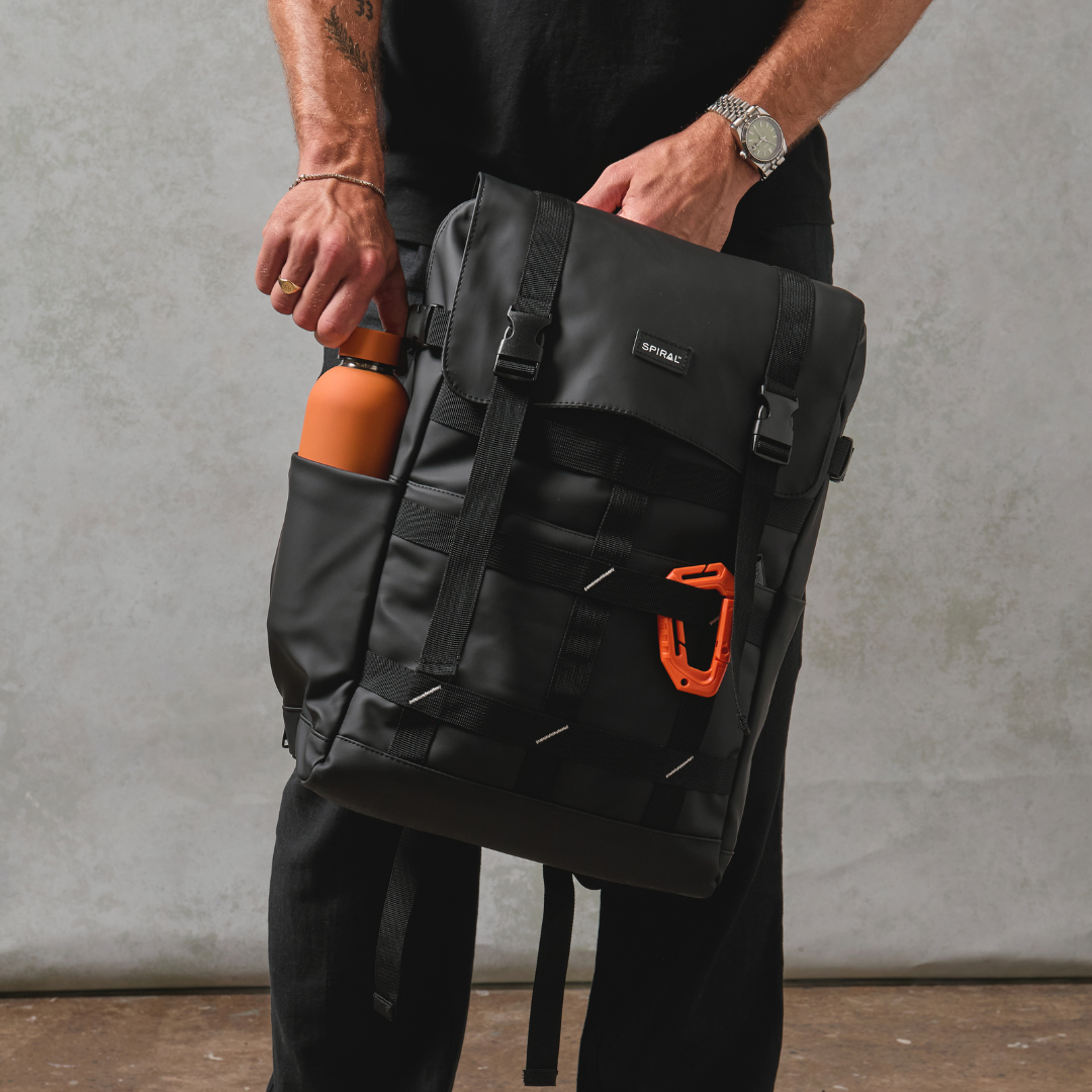 Black 27L Explorer Deluxe Backpack