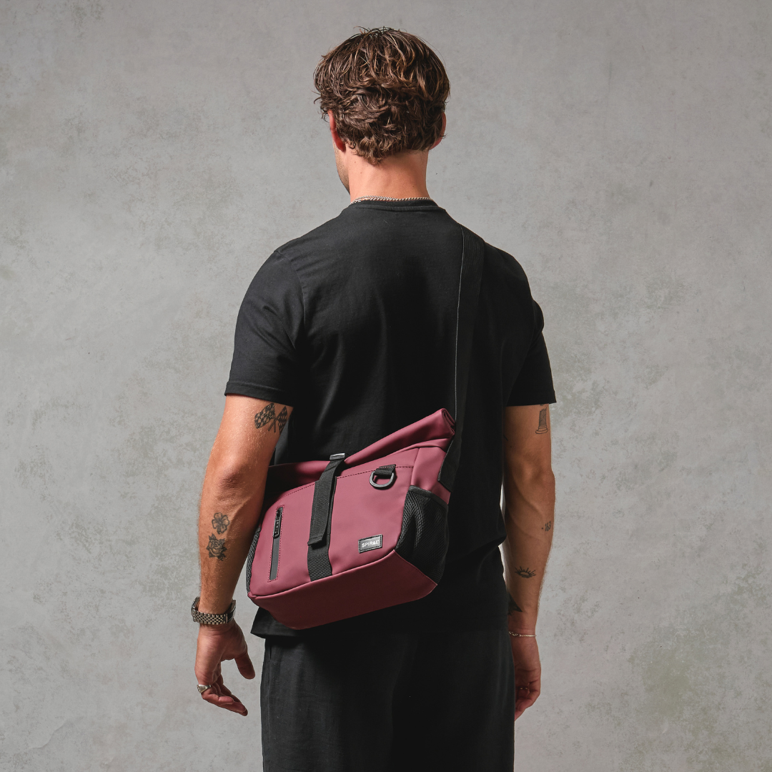 Deep Burgundy Traveller Deluxe Messenger Bag