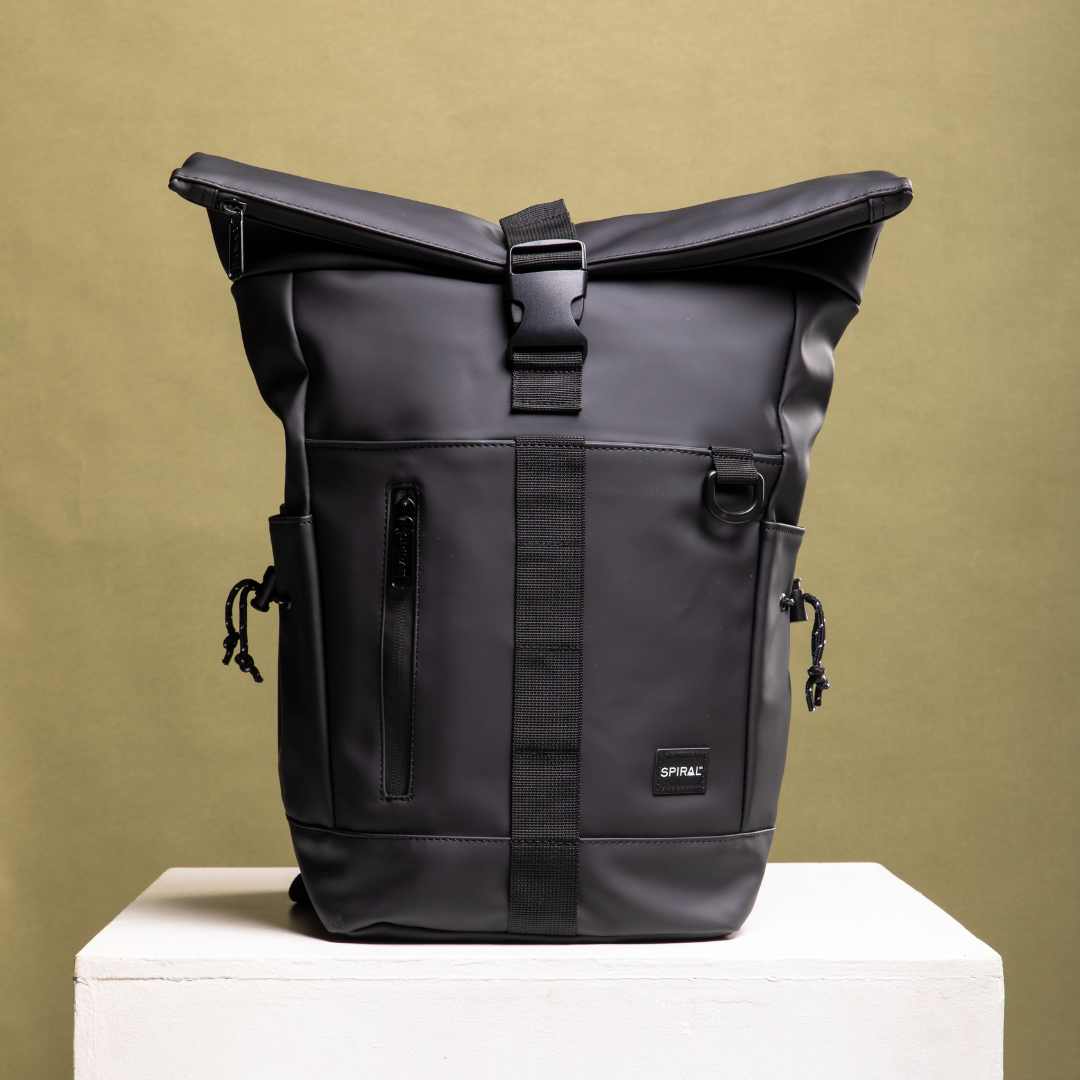 Black Traveller Deluxe Cabin Backpack