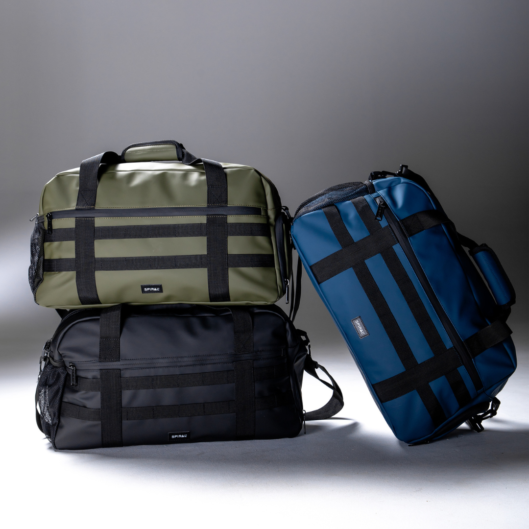 Black 28L Explorer Deluxe Duffel