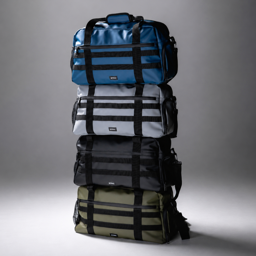 Black 28L Explorer Deluxe Duffel