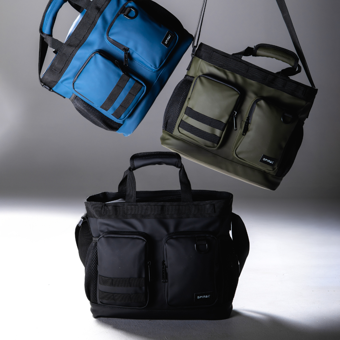 Black Horizon Deluxe Messenger Bag