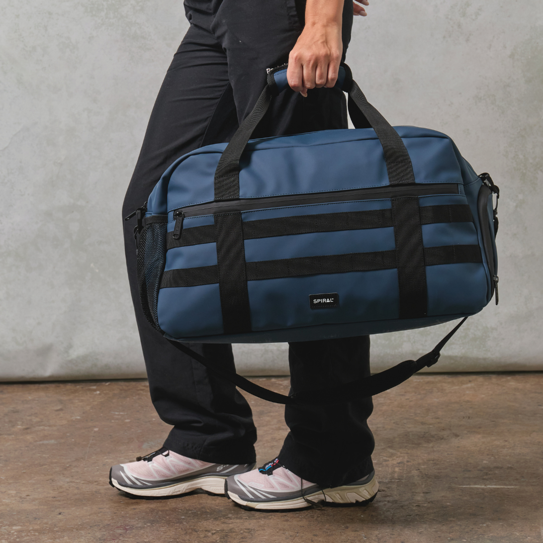 Navy 28L Explorer Deluxe Duffel
