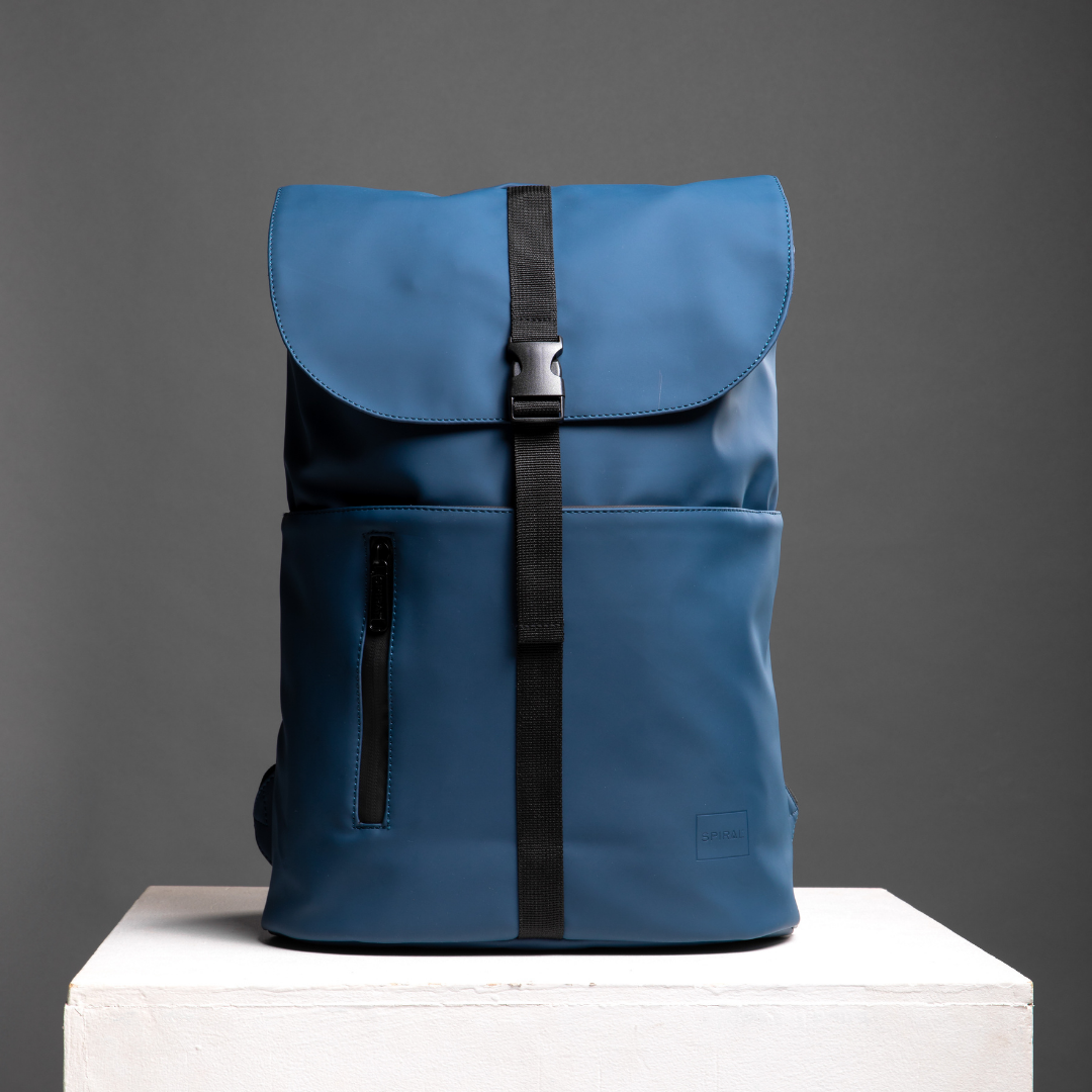 Navy 16L Nomad Backpack