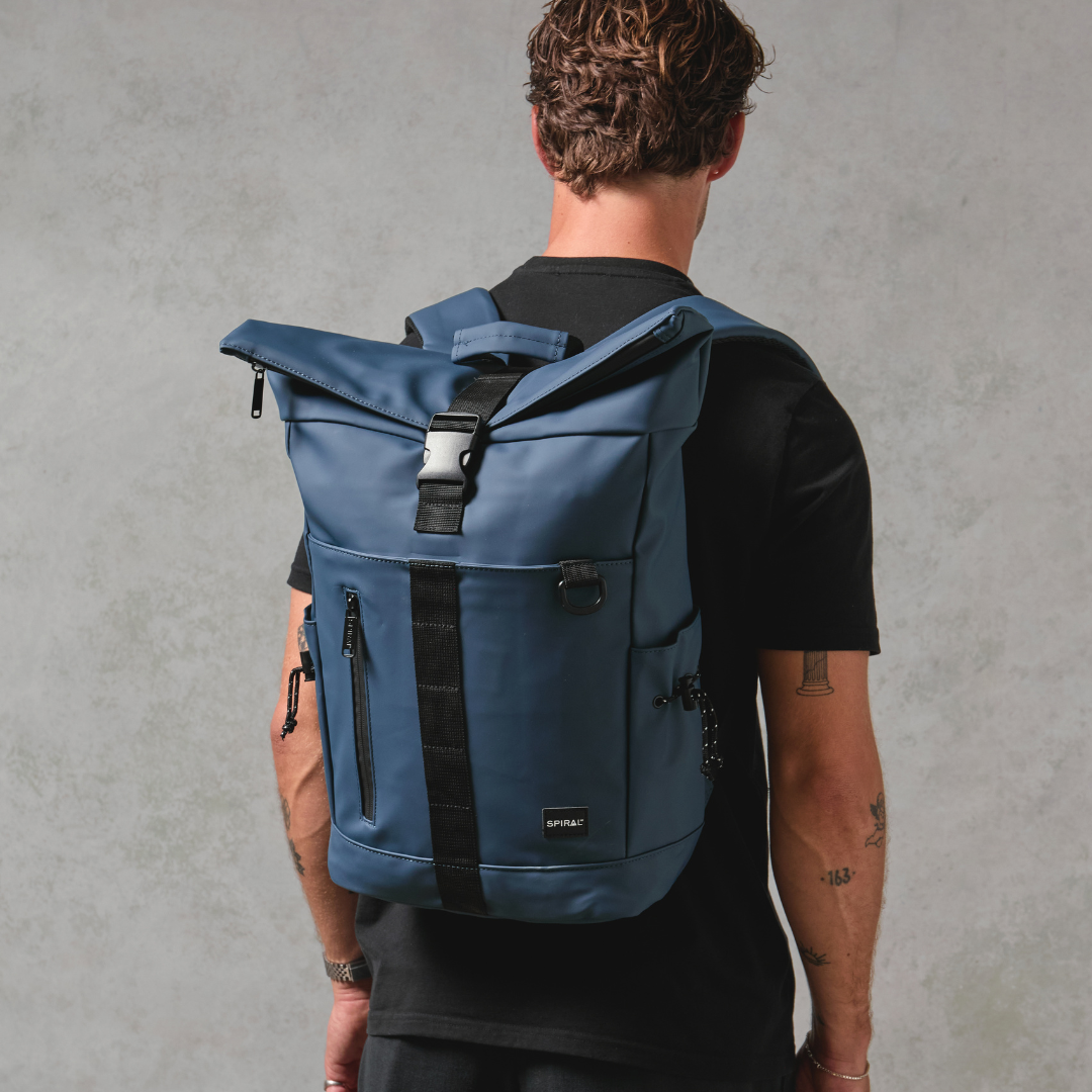 Navy 20L Traveller Deluxe Backpack
