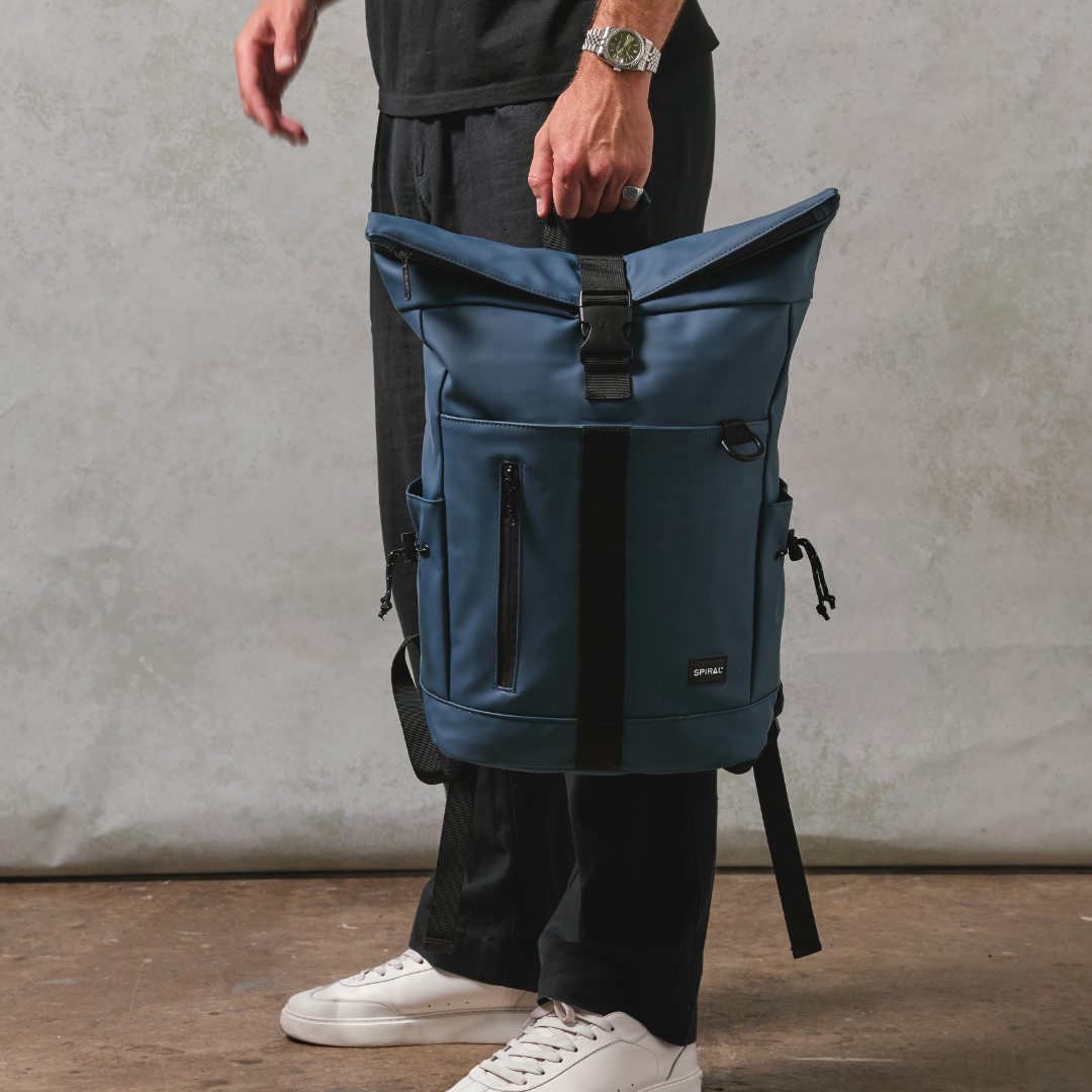 Navy 20L Traveller Deluxe Backpack