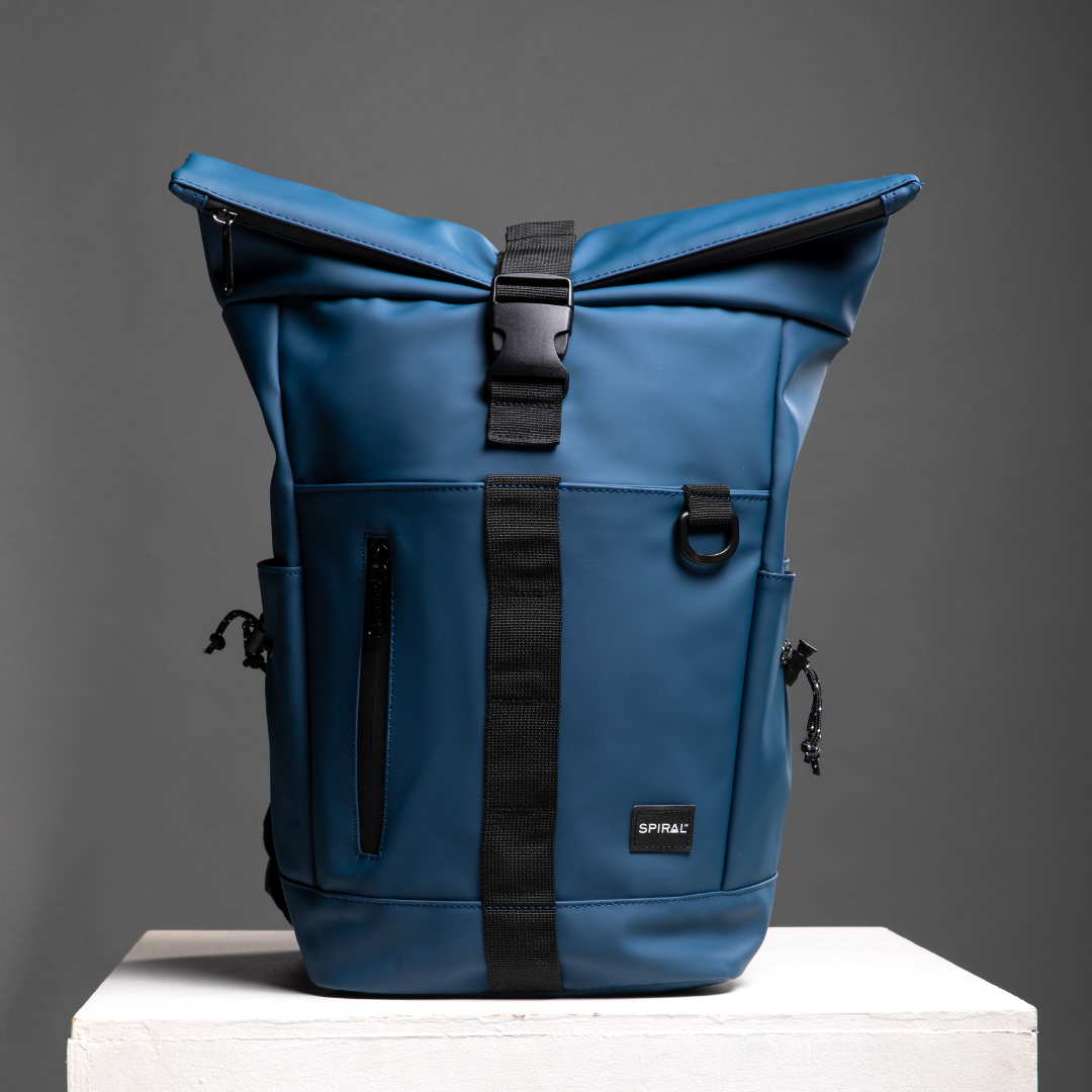Navy Traveller Deluxe Cabin Backpack
