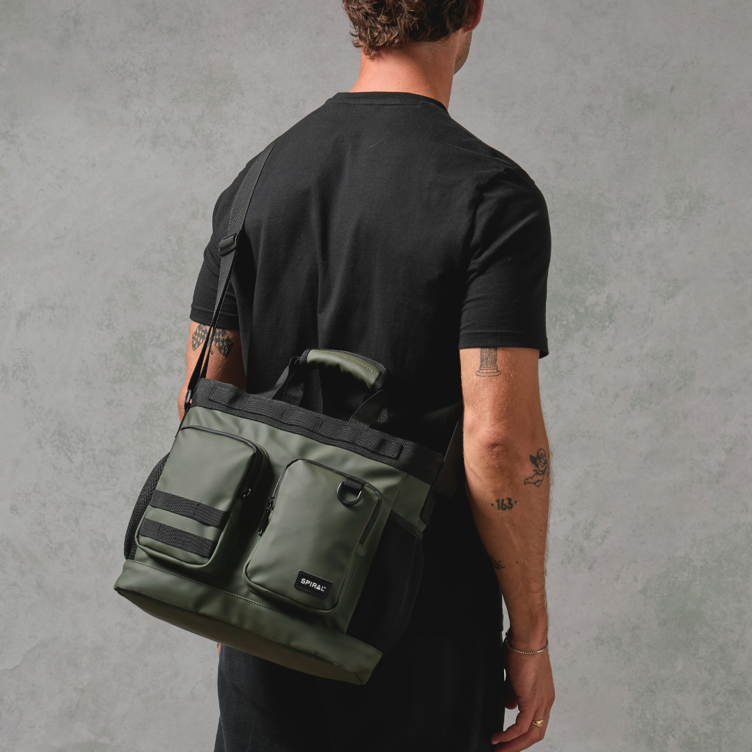 Olive Horizon Deluxe Messenger Bag