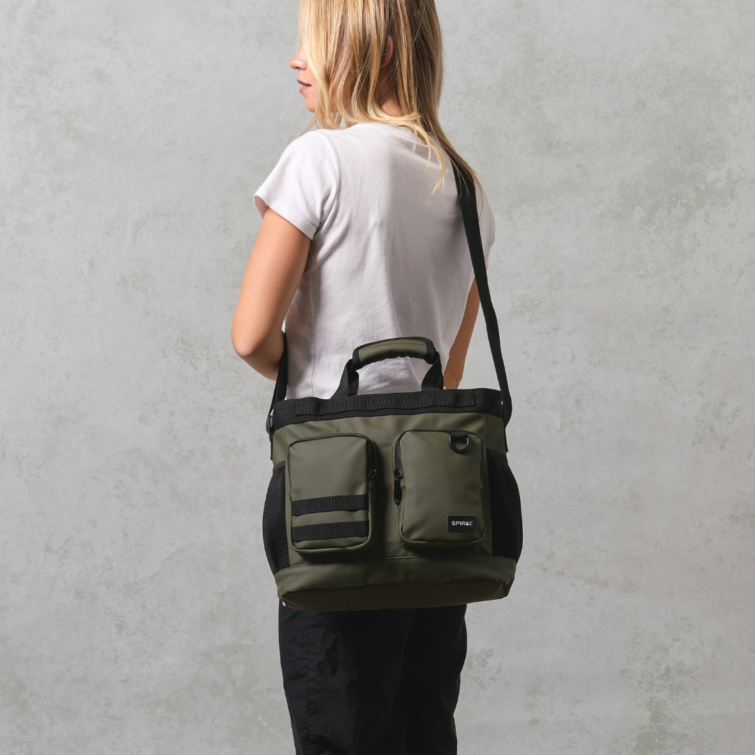 Olive Horizon Deluxe Messenger Bag